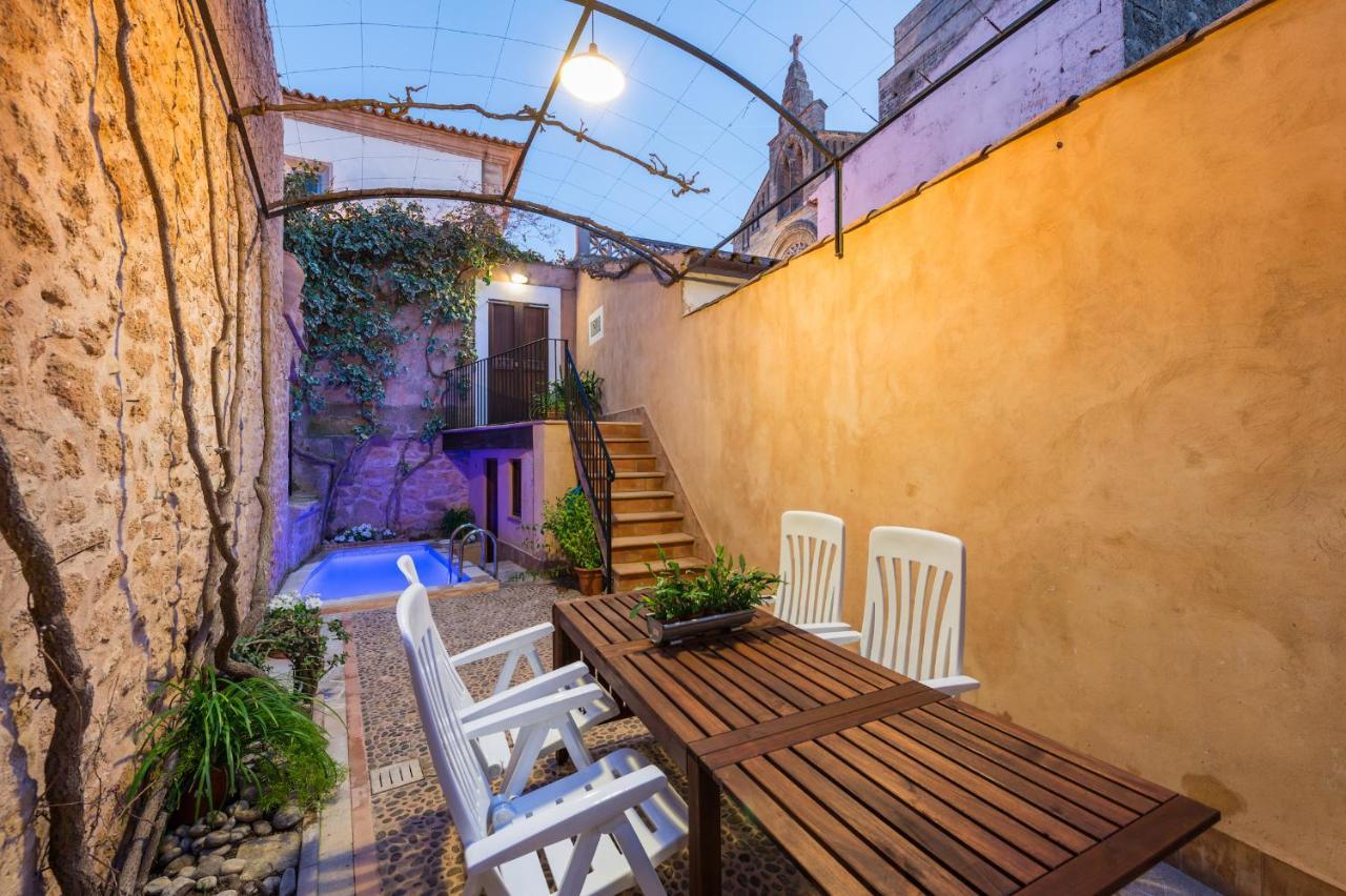 Ca Na Blanca En Alcudia Pueblo — Alcudia