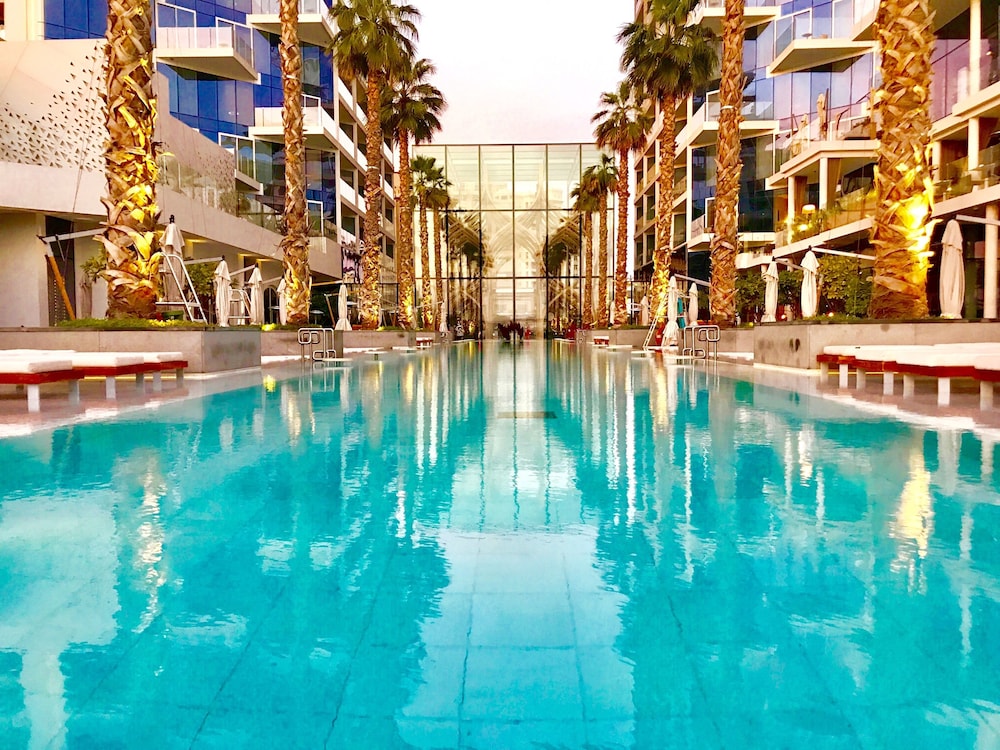 Residence Dubai Five Palm — 5-Star Luxury Hotel in Dubai, United Arab Emirates
