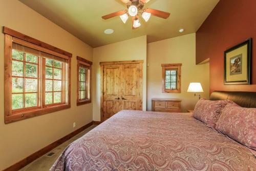 Clearwater Cottage 87 at Tamarack Resort by Casago McCall Donerightmanagement - photo 11