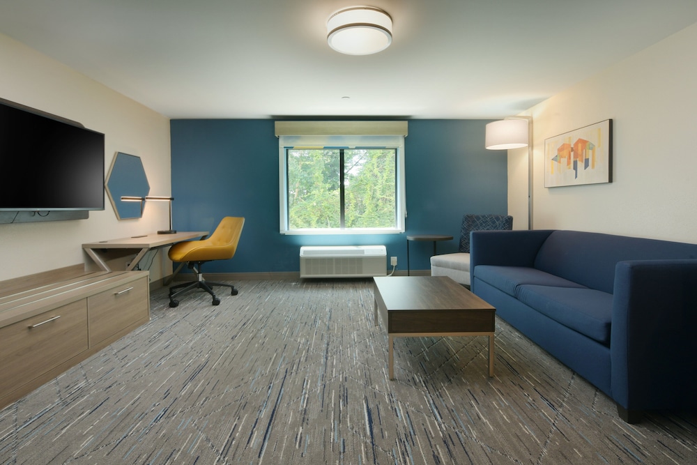 Holiday Inn Express & Suites Williamstown Glassboro by IHG - photo 9