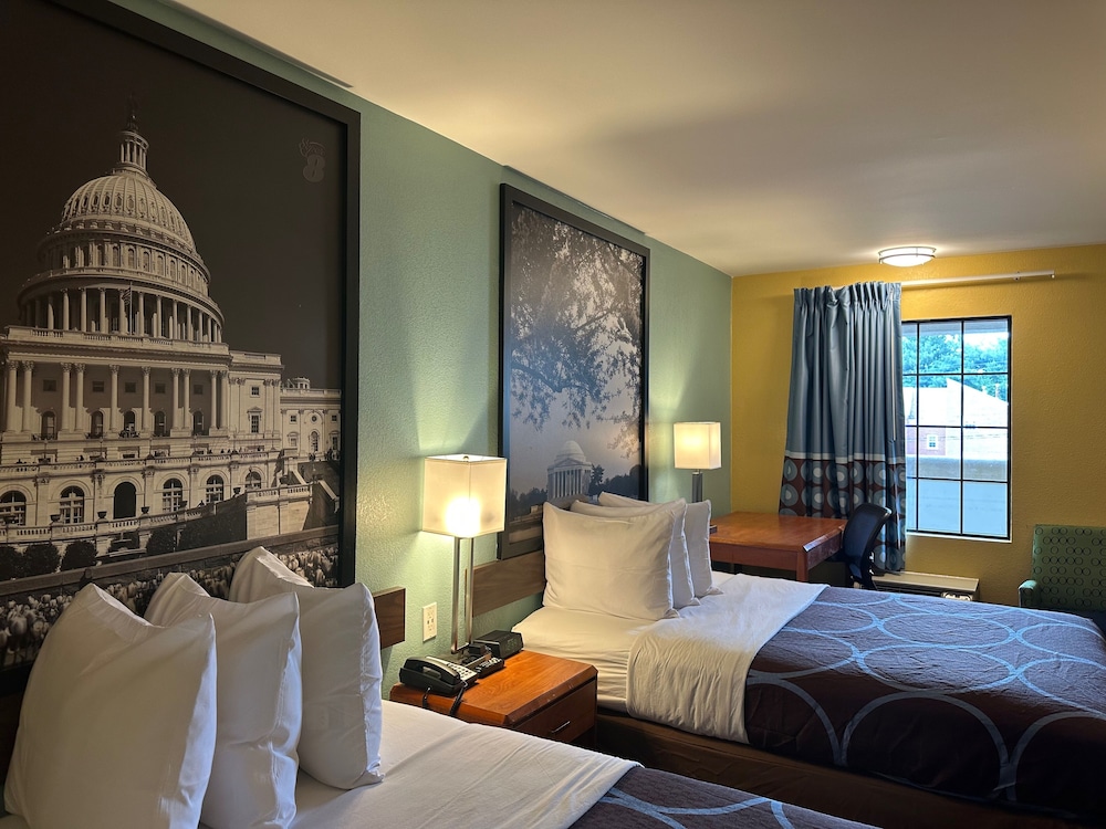 Super 8 by Wyndham Alexandria Washington D.C. Area - photo 6