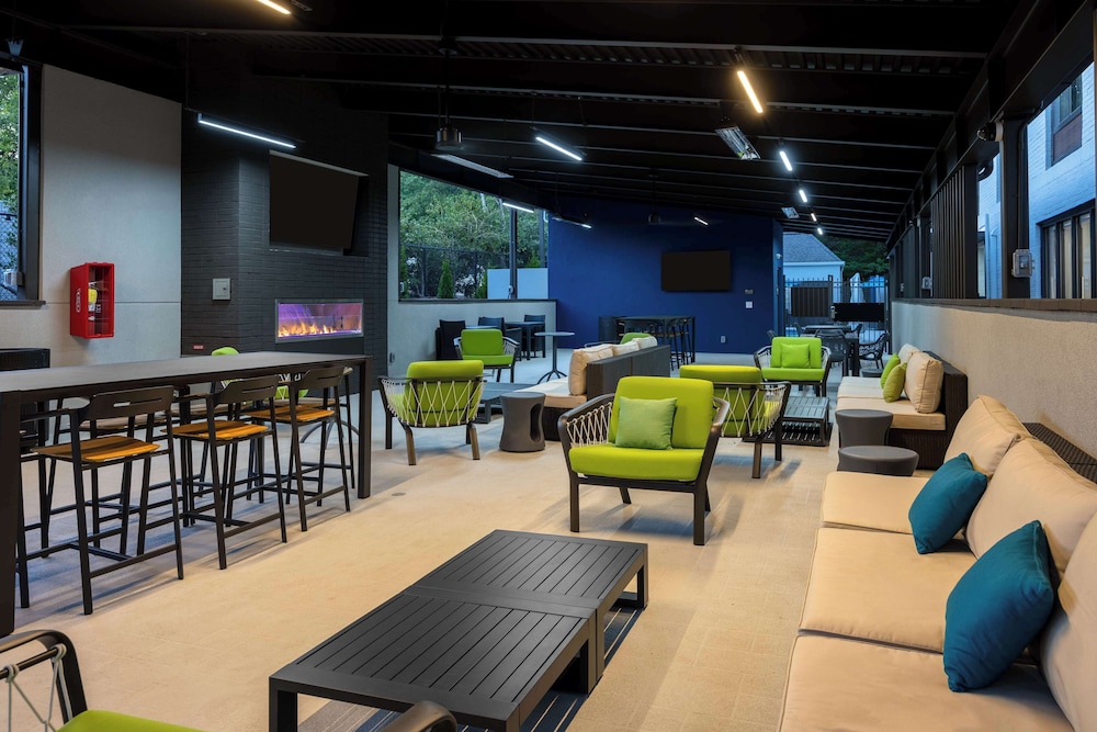 Hampton Inn & Suites Alpharetta Roswell - photo 63