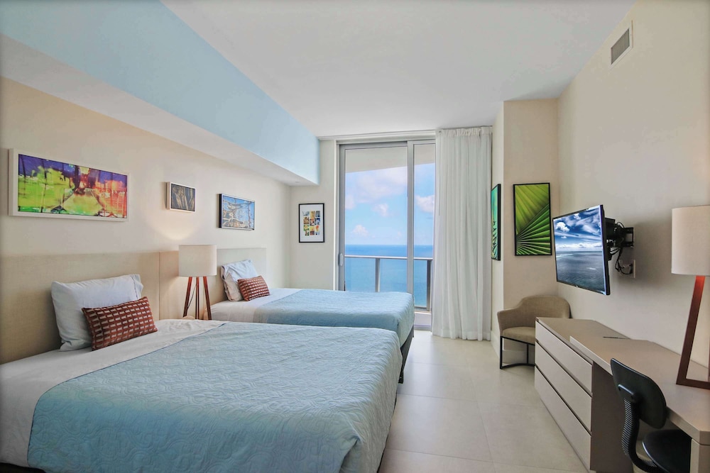 Luxury Penthouse 4 BDR With Resort Amenities - photo 4