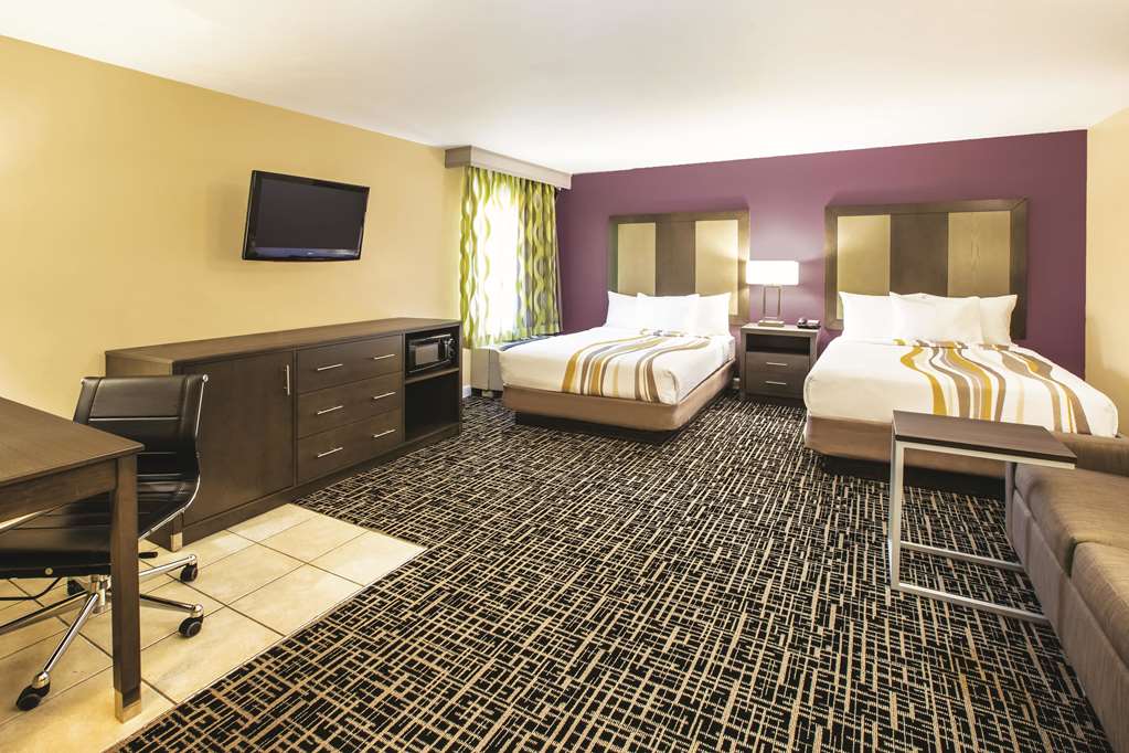 Spark by Hilton Waldorf - photo 46