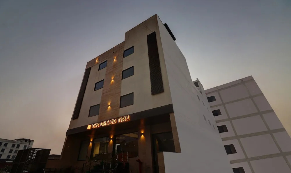 The Grand Tree Hotel — Agra