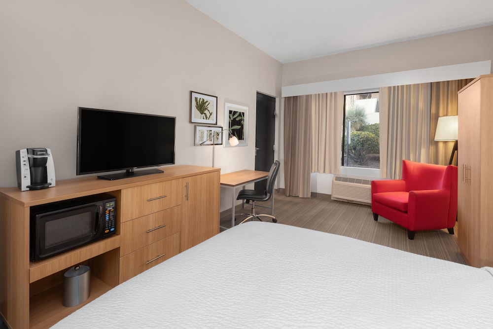 Holiday Inn El Paso West Sunland Park by IHG - photo 25