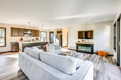 Golf Hike And Boat Home W Fire Pit In Friendship 21214911 — Friendship
