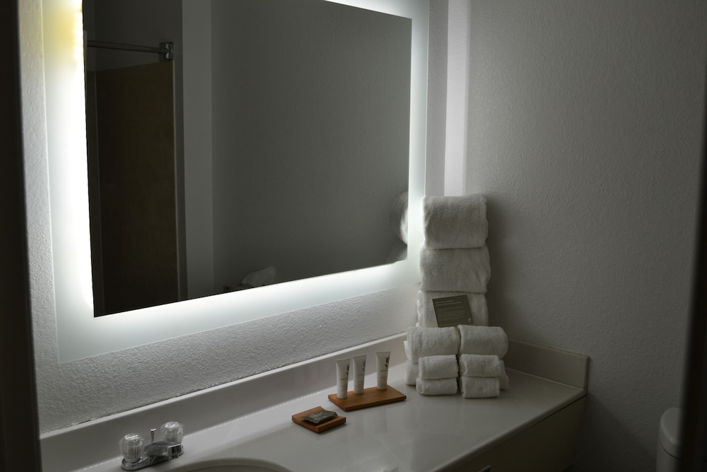 Country Inn & Suites by Radisson Fairview Heights IL - photo 52