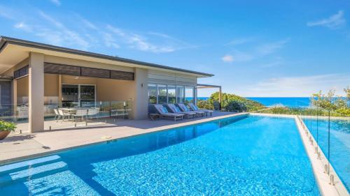 Osprey Spectacular Location Luxe Pool Views — Sapphire Beach