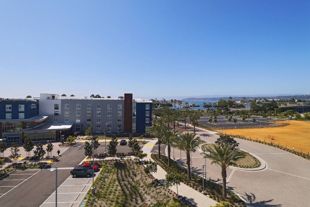 TownePlace Suites by Marriott San Diego Airport Liberty Station - photo 7