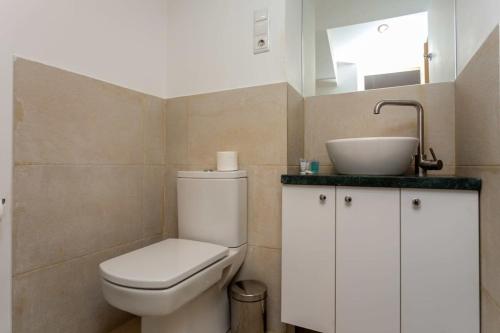 Central Tbilisi Bright 1BR Gem By Wehost