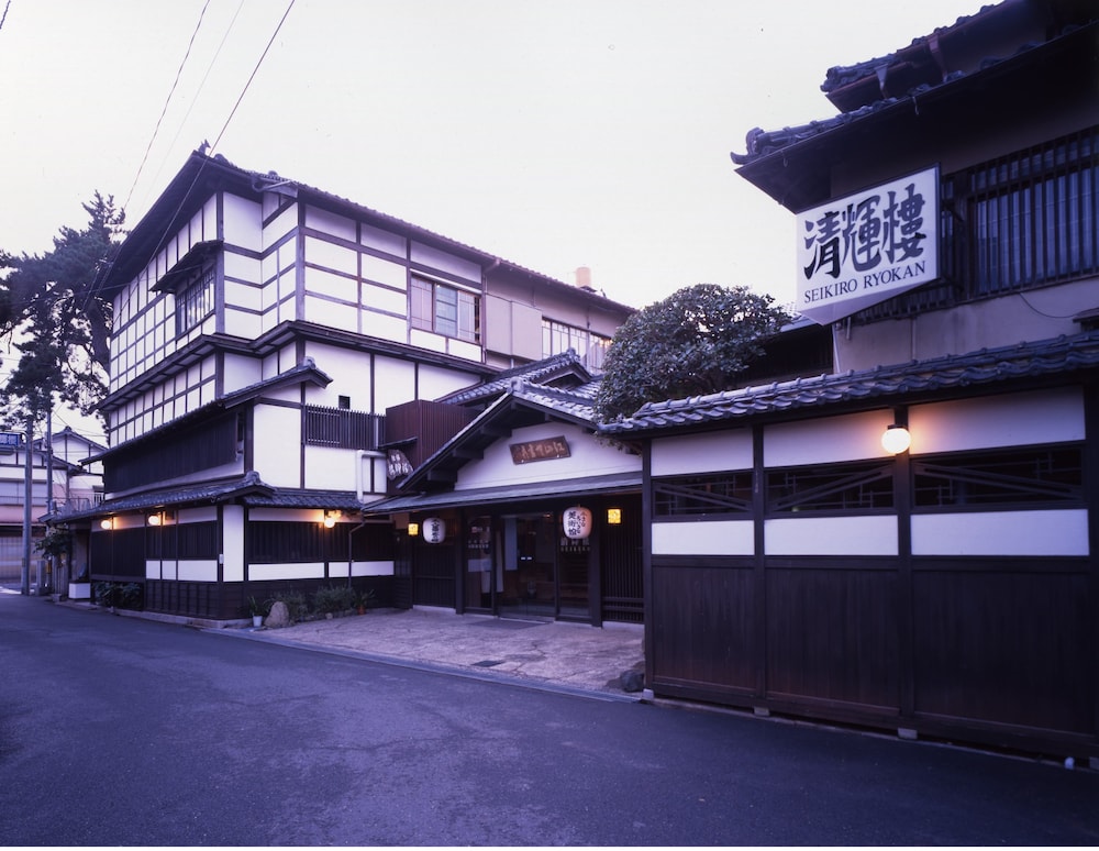 Seikiro Ryokan Historical Museum Hotel — hotel in Miyazu