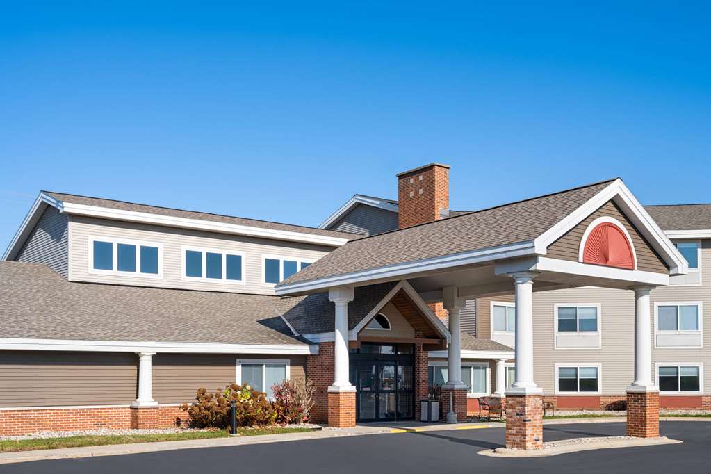 AmericInn by Wyndham Beaver Dam - photo 2