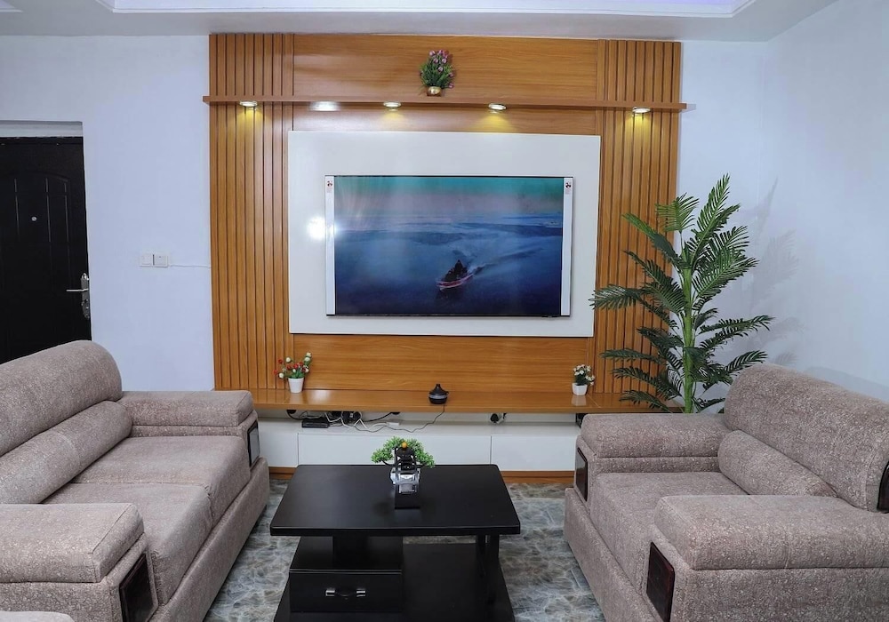 Phibs Luxury Homes — Abuja — photo 4