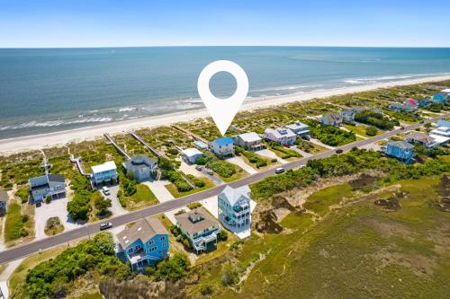 A Coconut Hut Brunswick Vacation Rentals — 4-Star Luxury Hotel in Oak Island, United States