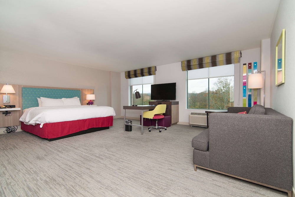 Hampton Inn Norwich - photo 27
