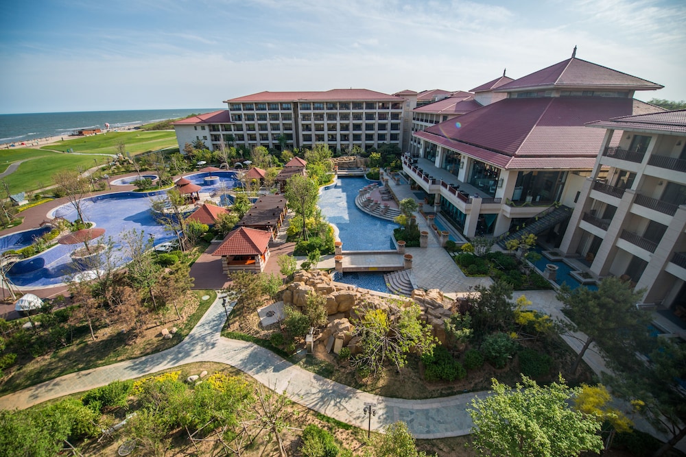 Arcadia Seaside Holiday Hotel in Changli, People's Republic of China