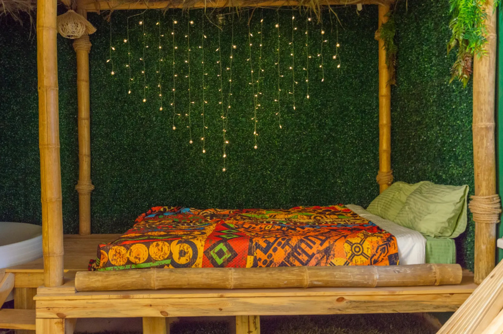 Mr&Mrs - carbon neutral hotel in Tyumen