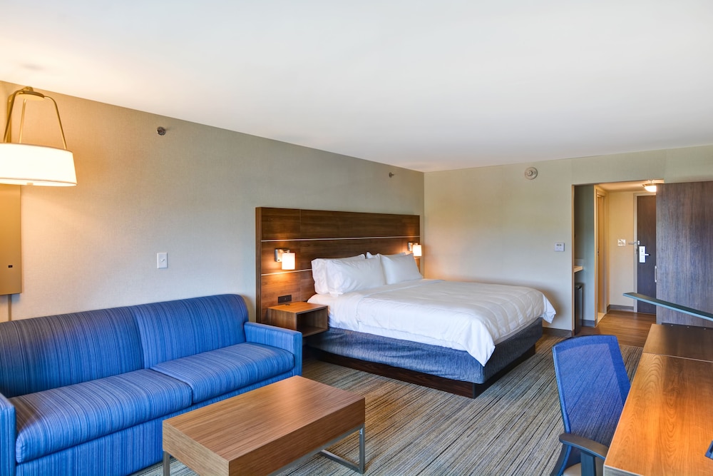 Holiday Inn Express Boston by IHG - photo 17