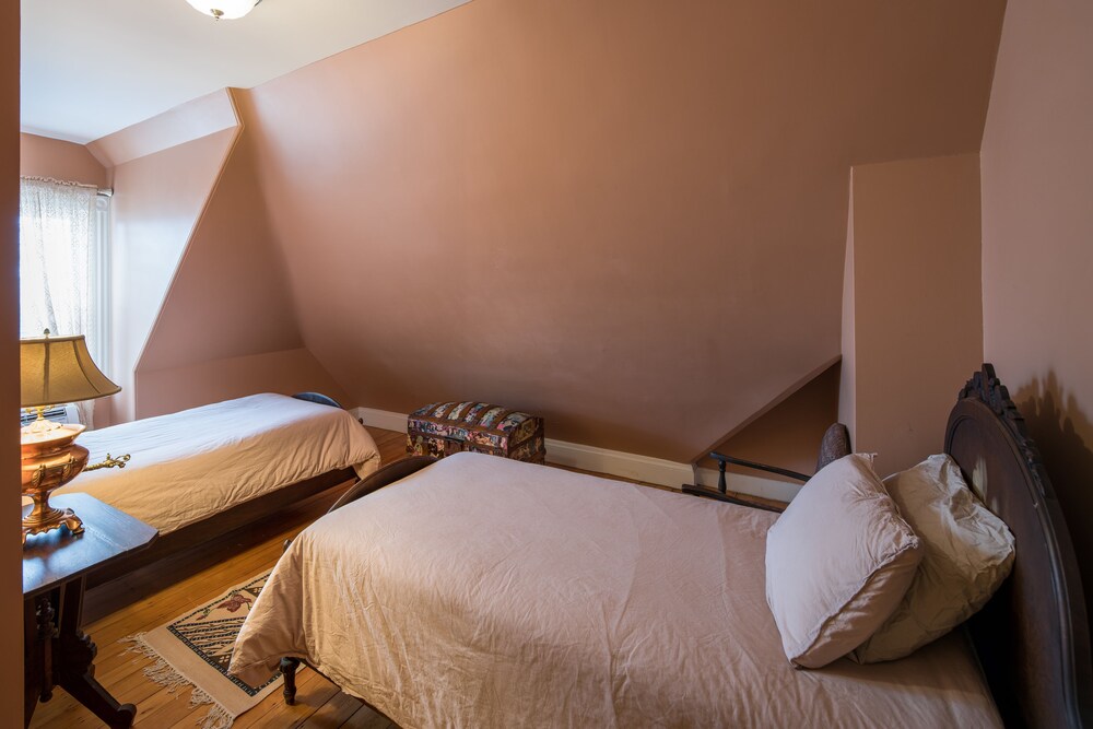 Perkins Inn - photo 3