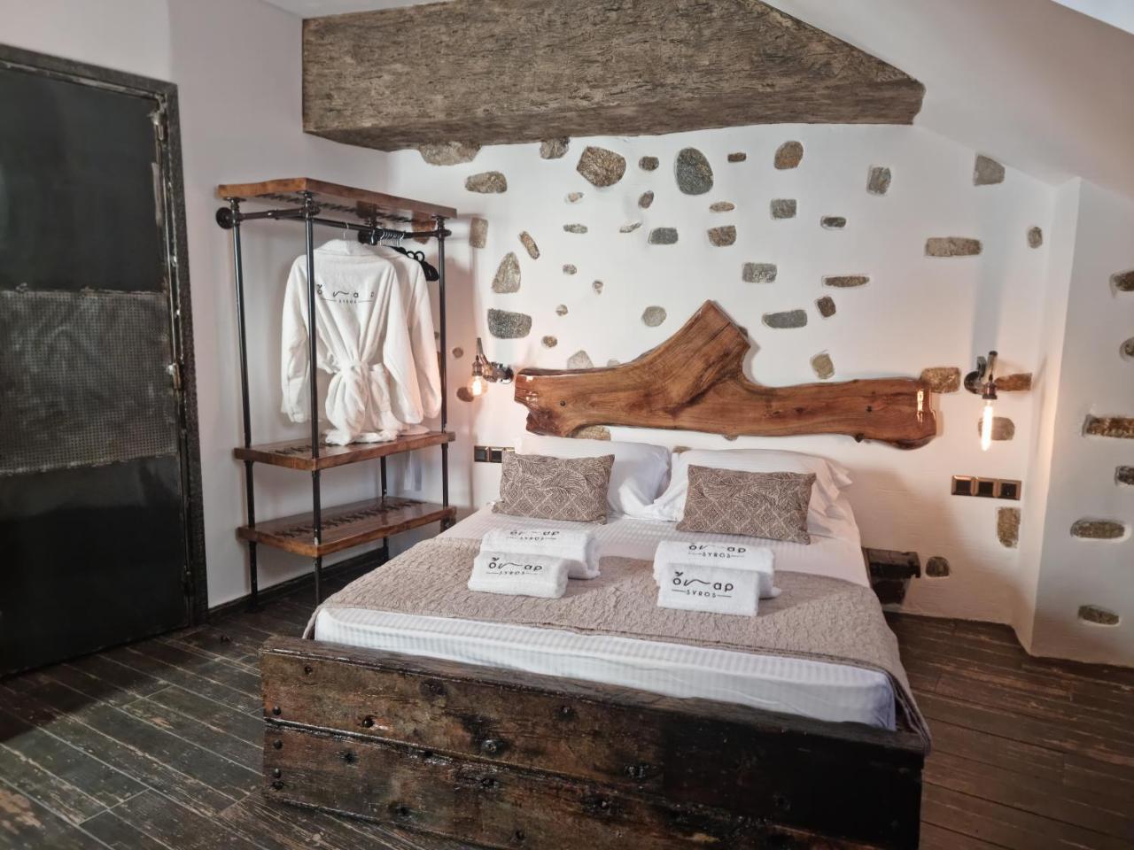 Onar Luxuries — Ermoupolis — photo 4