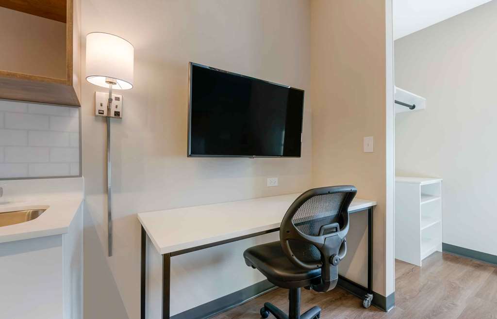 Extended Stay America Premier Suites Orlando Sanford - photo 17
