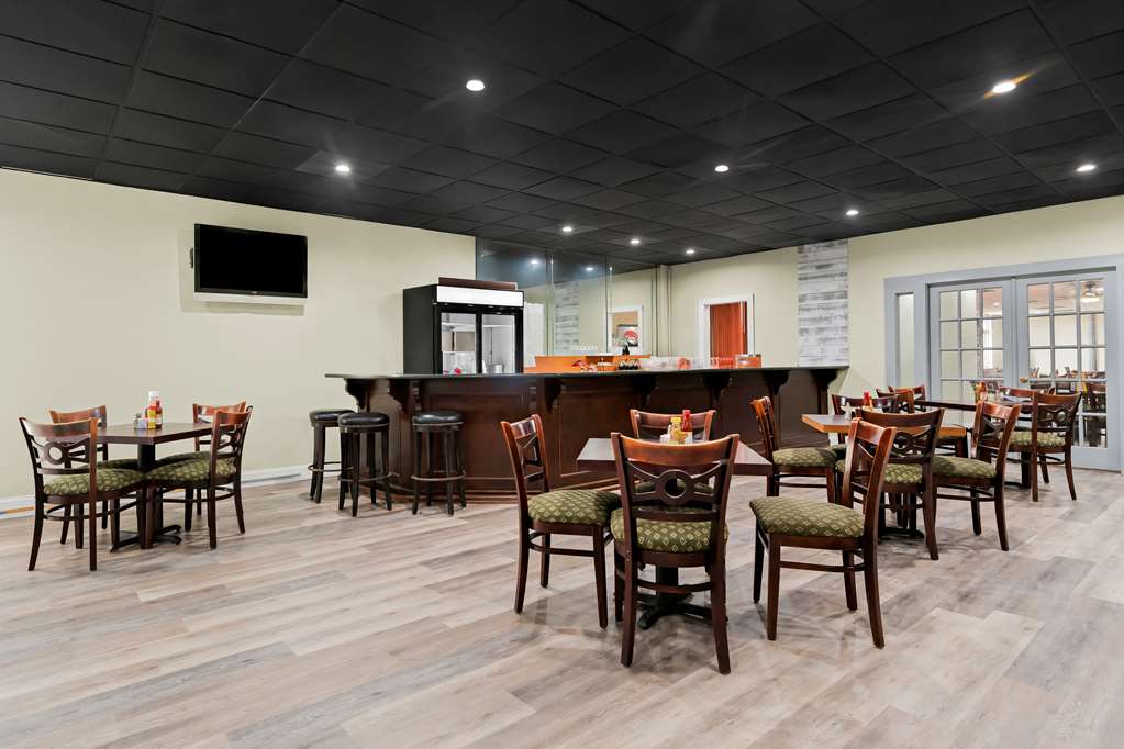 Quality Inn Americus - photo 26
