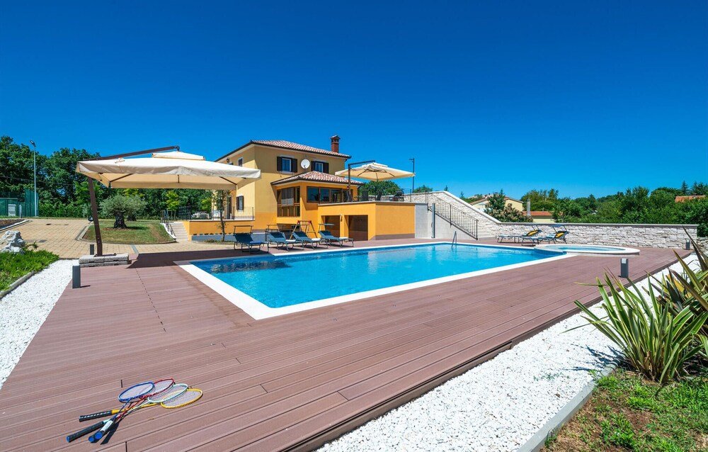 Awesome Home In Sumber — 5-Star Luxury Hotel in Nedescina, Croatia