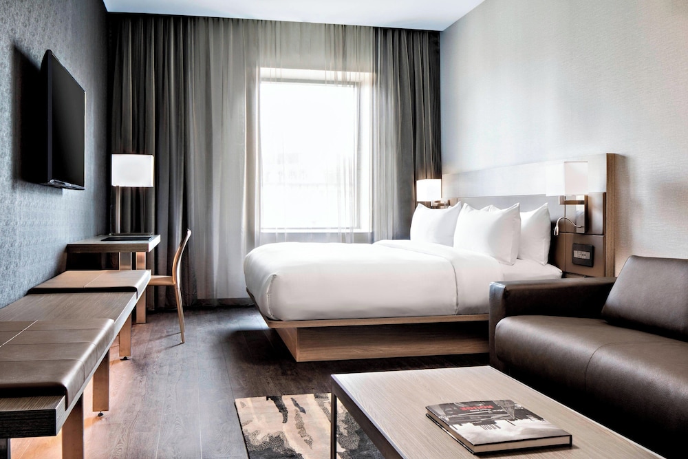 AC Hotel by Marriott Grand Rapids Downtown - photo 12
