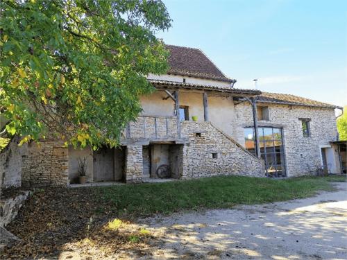 Le Verger de Massilly - carbon neutral hotel in Unknown City