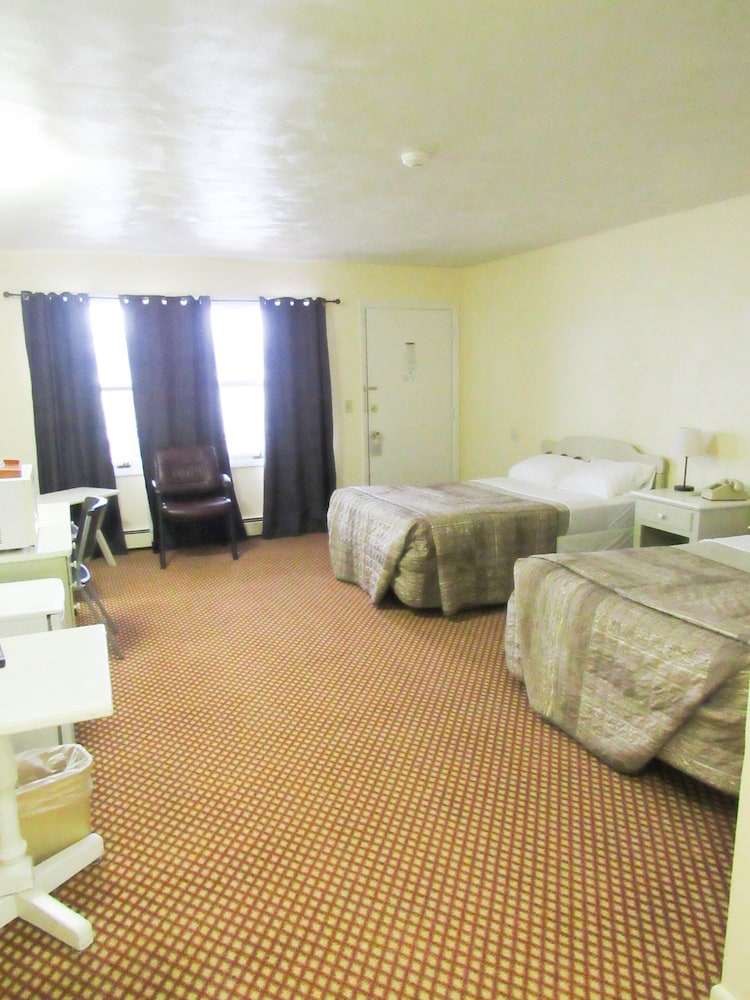 Brewer Motor Inn - photo 4