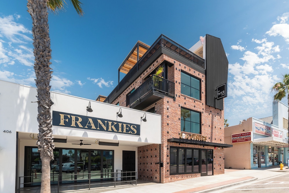 The Brick Hotel - photo 86