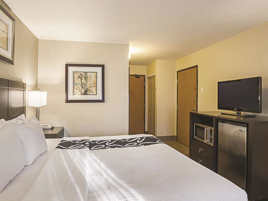 La Quinta Inn by Wyndham Olympia Lacey - photo 14
