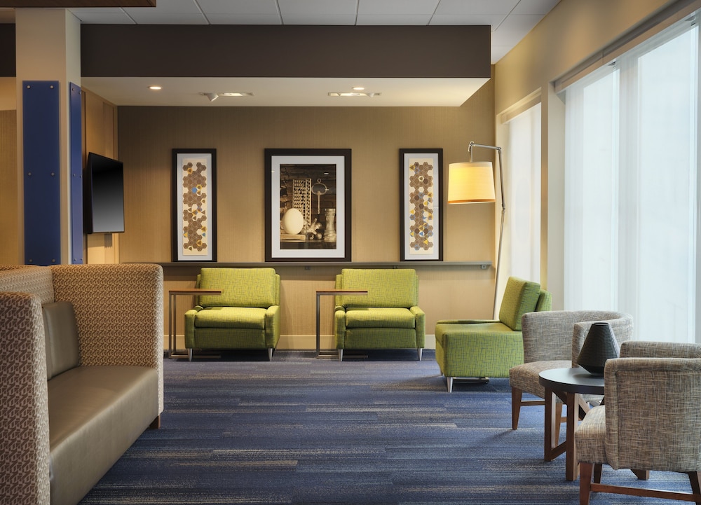 Holiday Inn Express & Suites Lockport by IHG - photo 38