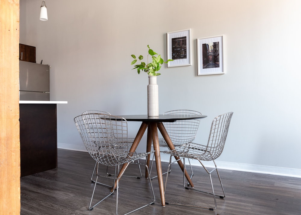 Bright South Loop Suites by Sonder - photo 30