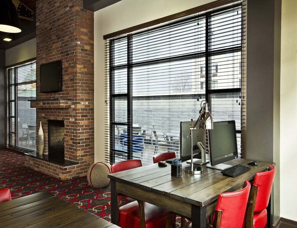 Fairfield Inn & Suites by Marriott Chattanooga - photo 23