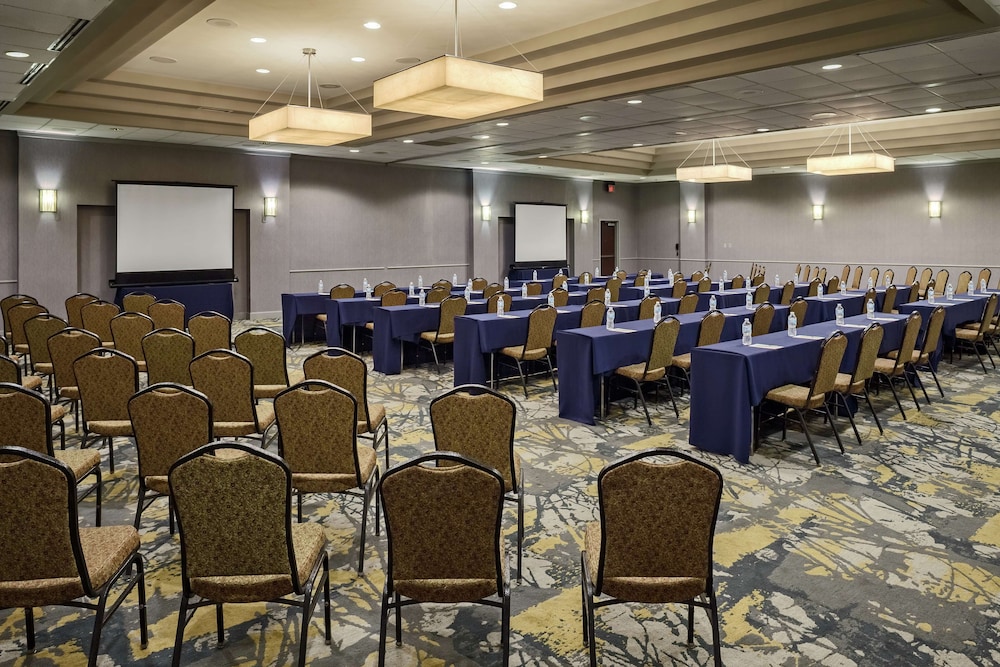 DoubleTree by Hilton San Antonio Downtown - photo 23