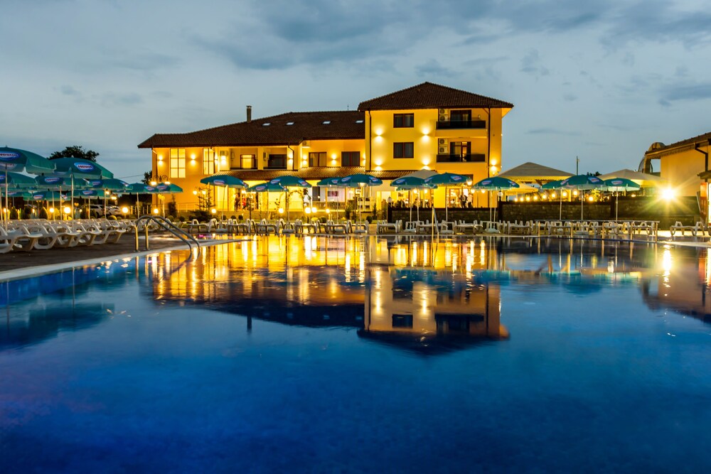 SPA Kompleks Raiski Kat in Dimitrovgrad, Bulgaria