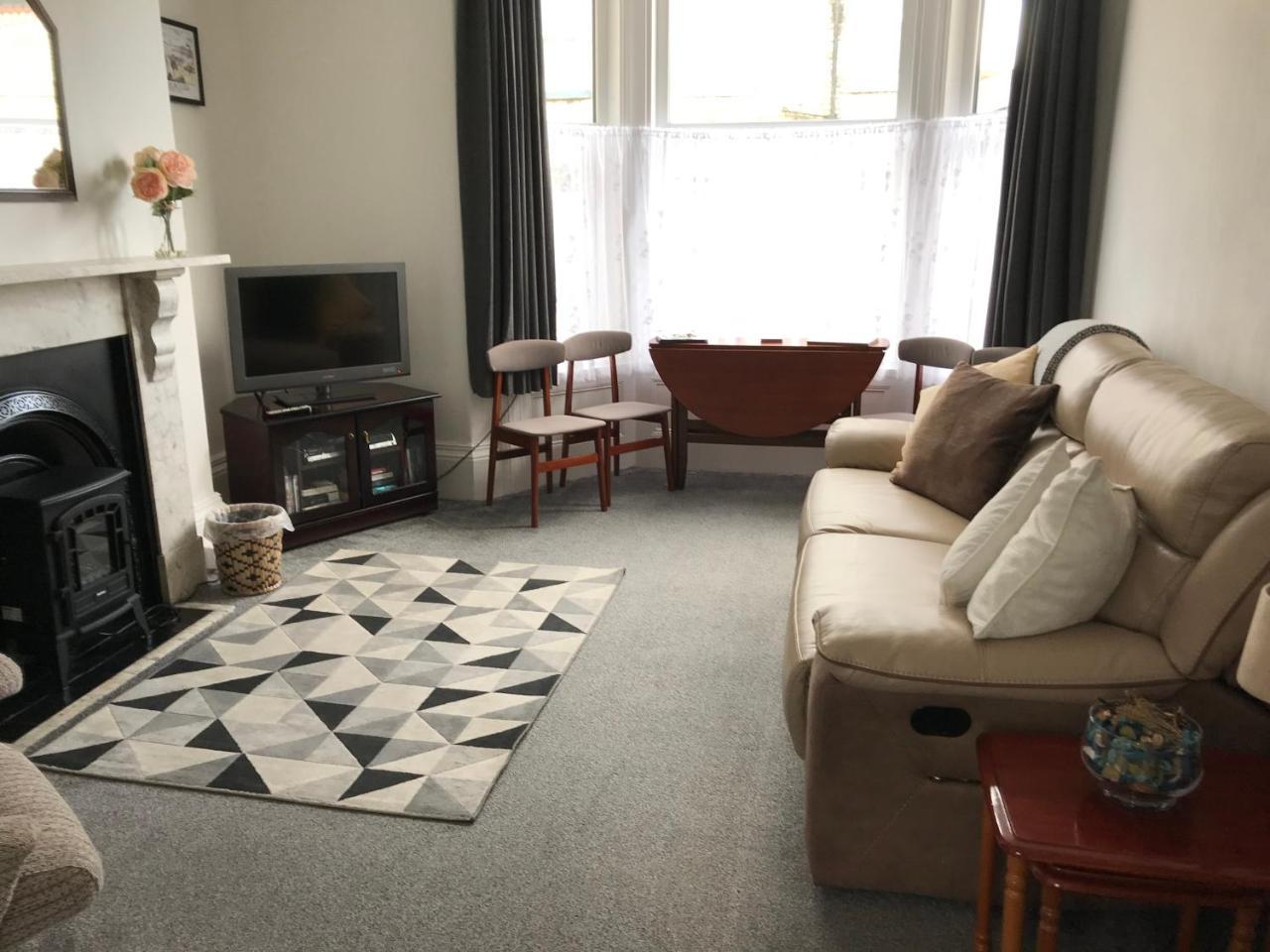 Parade Holiday Apartments