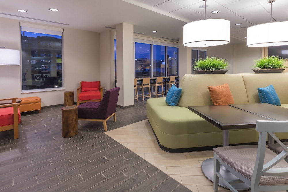 Home2 Suites by Hilton Kansas City Downtown - photo 36