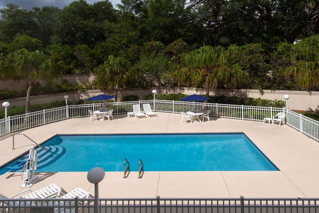 Microtel Inn & Suites by Wyndham Lady Lake The Villages - photo 6