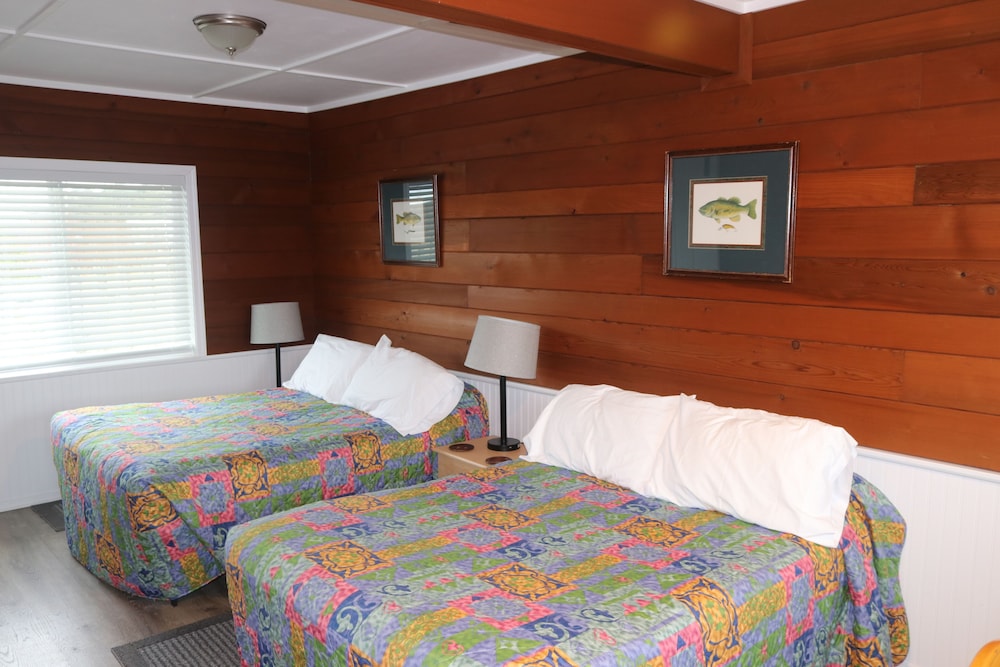The Lowtide Motel - photo 38