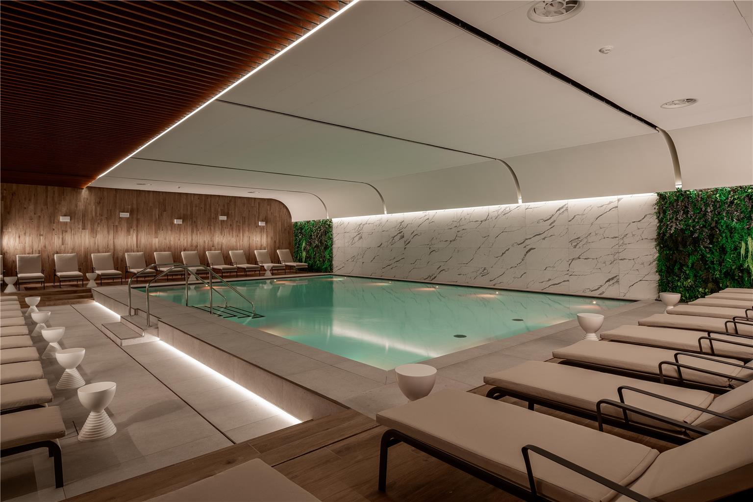 Radisson Blu Hotel Florence — 4-Star Luxury Hotel in Florence, Italy