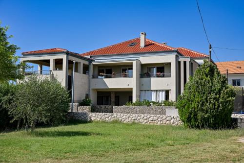 Apartman Mila — 4-Star Luxury Hotel in Razanac, Croatia