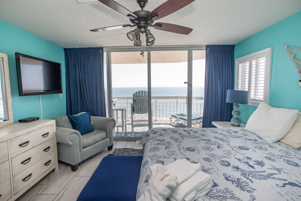 0712 Waters Edge Resort 3 Bedroom Condo by RedAwning - photo 4