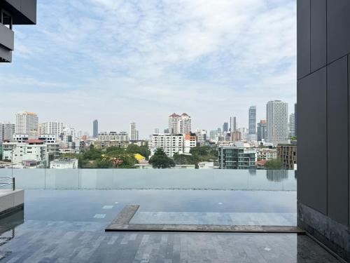 Expansive Loft 2BR Ultra Fast WiFi BTS Thonglor