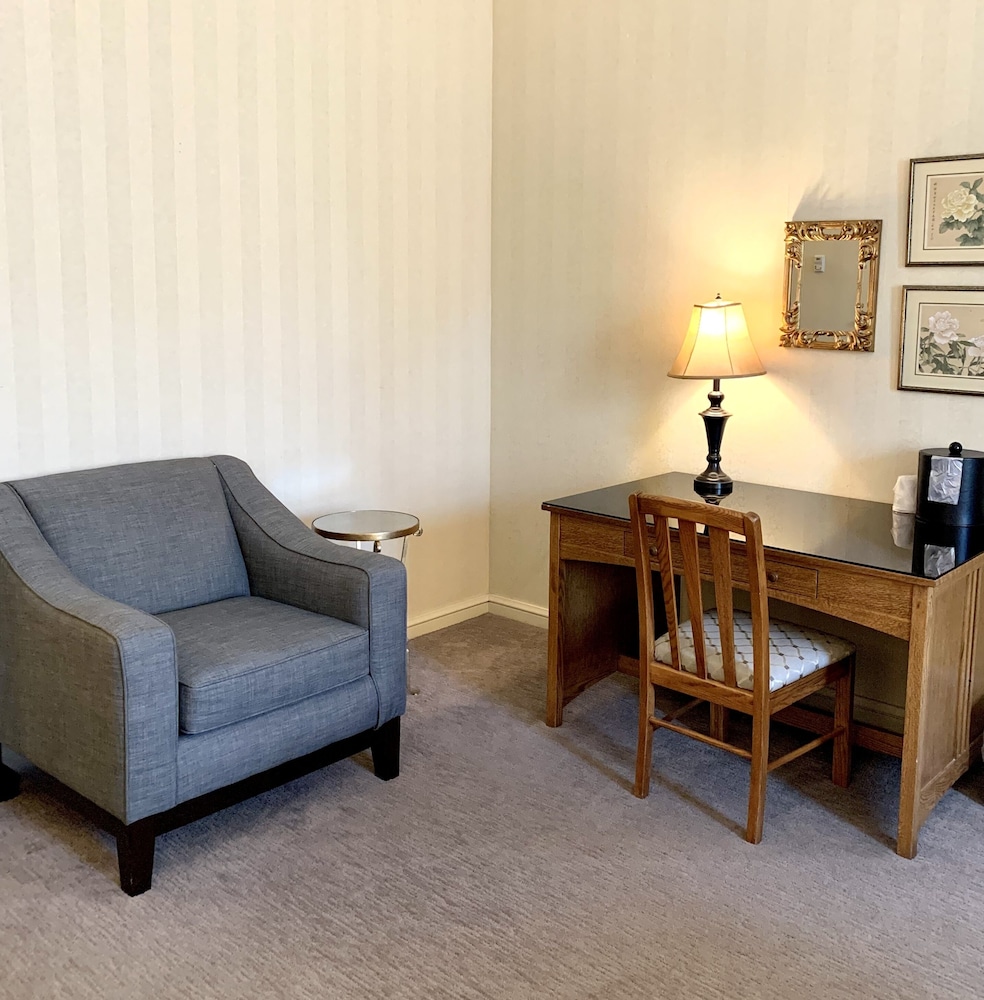 Hotel Winneshiek - photo 20