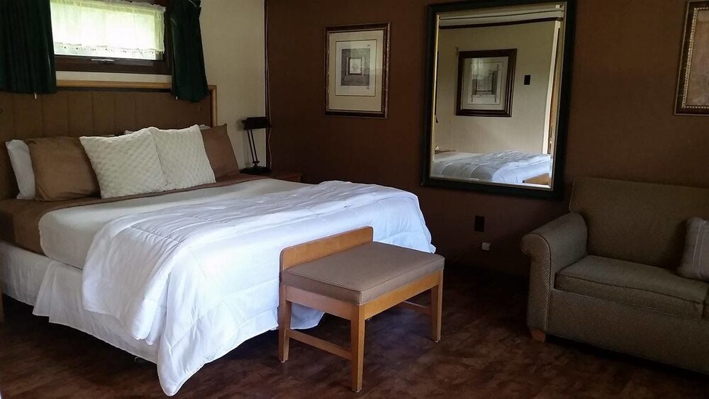 Starlight Lodge at Rockport Harbor - photo 3