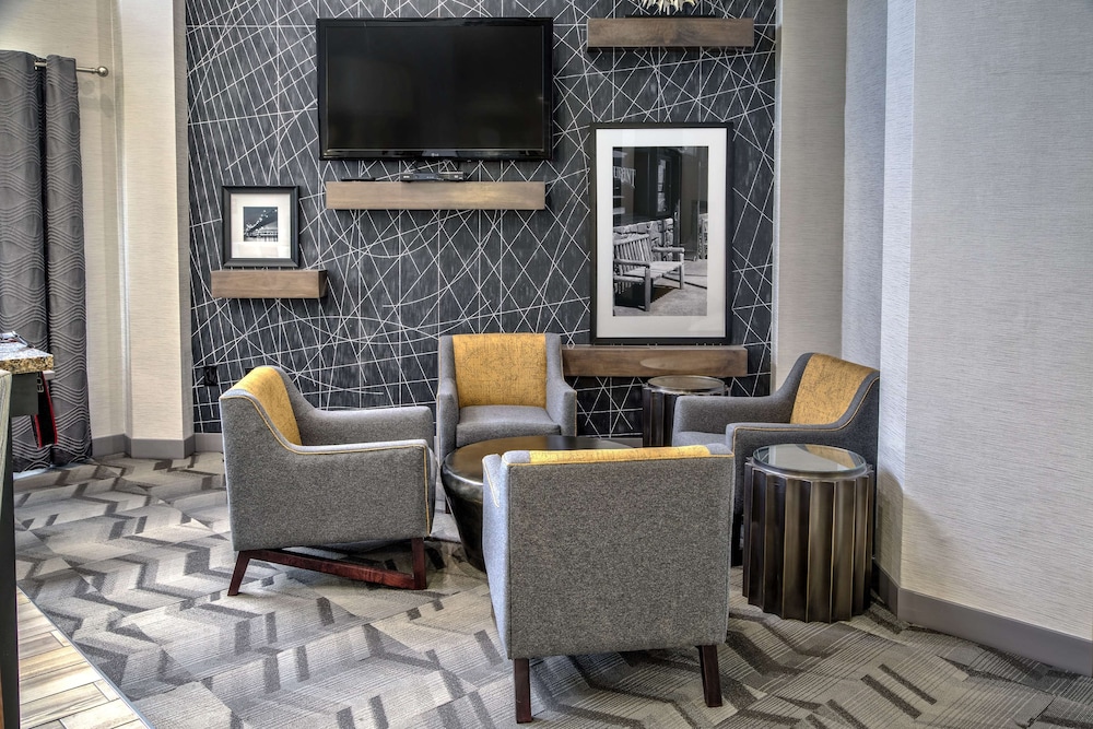 Hampton Inn & Suites Memphis Wolfchase Galleria - photo 6
