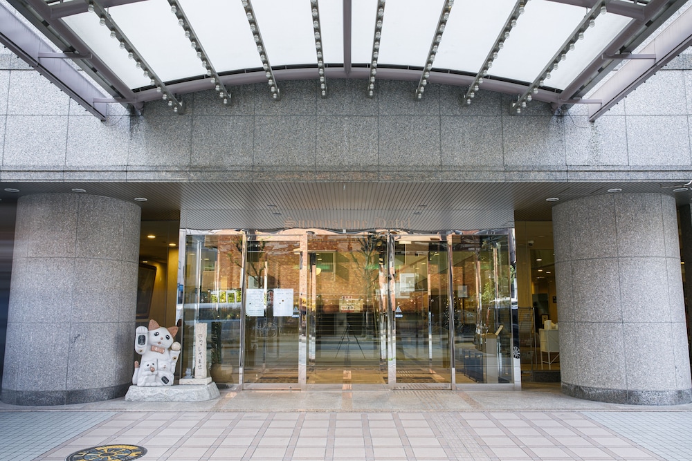 Sunny Stone Hotel — hotel in Suita